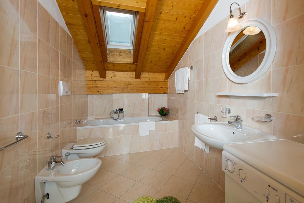 Residence Villa Boschetto Carano  Extérieur photo